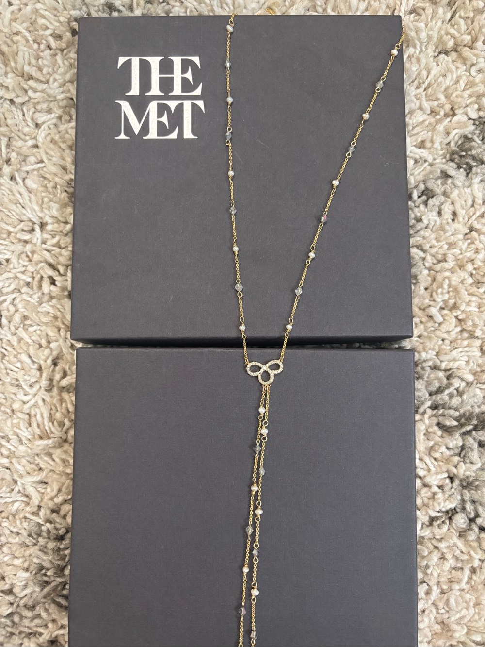 The Met Store Royal Tudor Y-Necklace